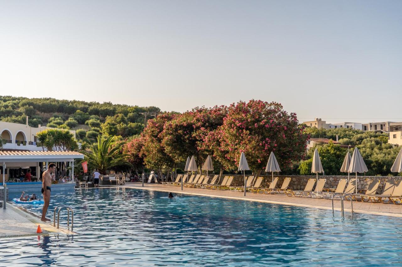 Almyrida Village & Waterpark Hotel Almirida