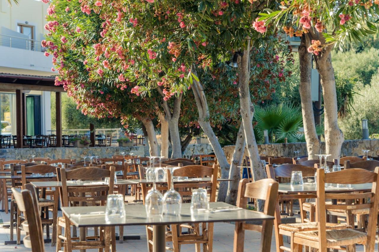 Almyrida Village & Waterpark 3* Almirida