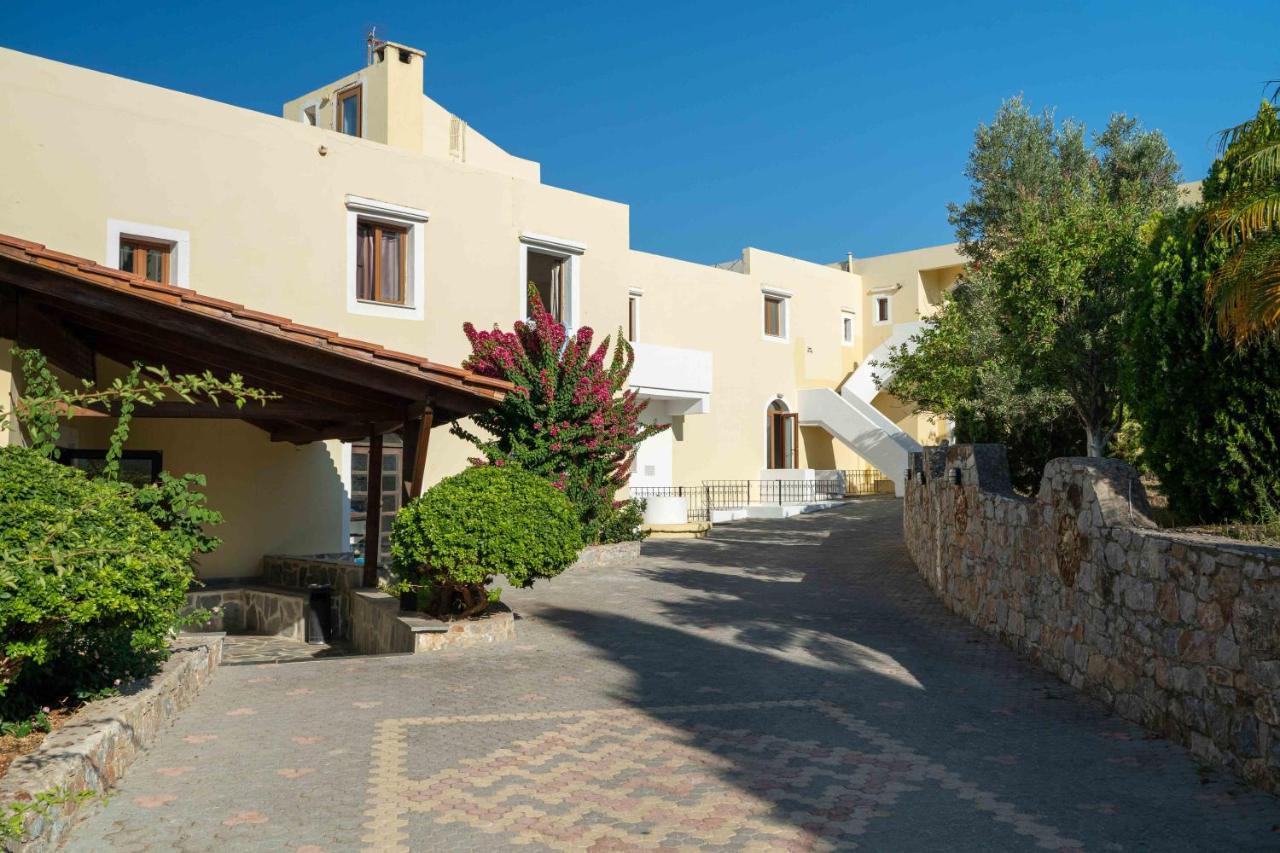 Almyrida Village & Waterpark מלון